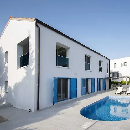 Villa Blue Chill Brodarica