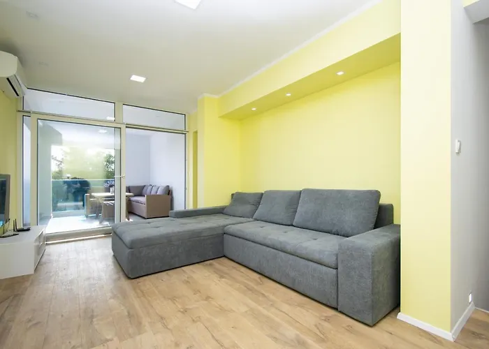 Blue Chill * Brodarica (Sibenik-Knin)