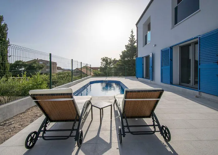 Blue Chill * Brodarica (Sibenik-Knin)