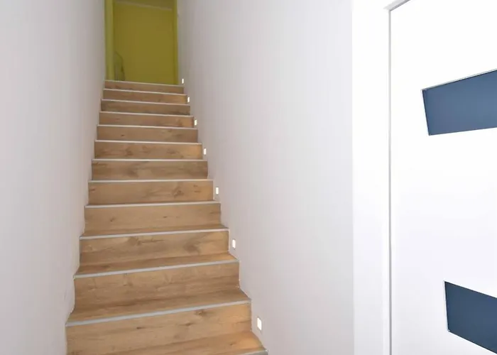 Blue Chill Brodarica (Sibenik-Knin)